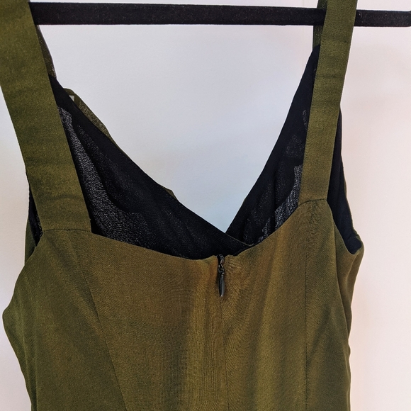 NWOT Gorgeous Olive/Deep Green Midi/Maxi Dress - Picture 13 of 14